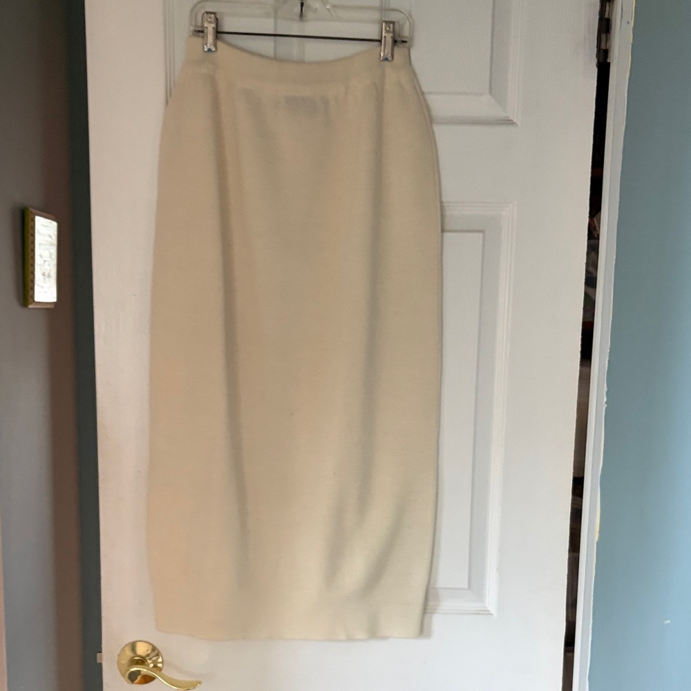 Pierre Cardin Cream Pencil Skirt